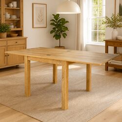 Compact Extendable Dining Table with Solid Oak Design