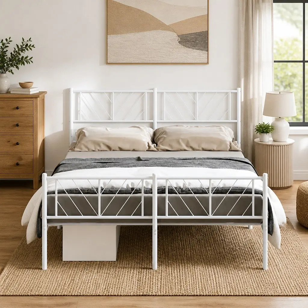 Metal Bed Frame Sturdy Construction 150x200 cm White with Headboard and Footboard