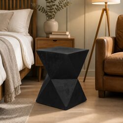 Geometric Side Table: Magnesium Cement and Modern Design